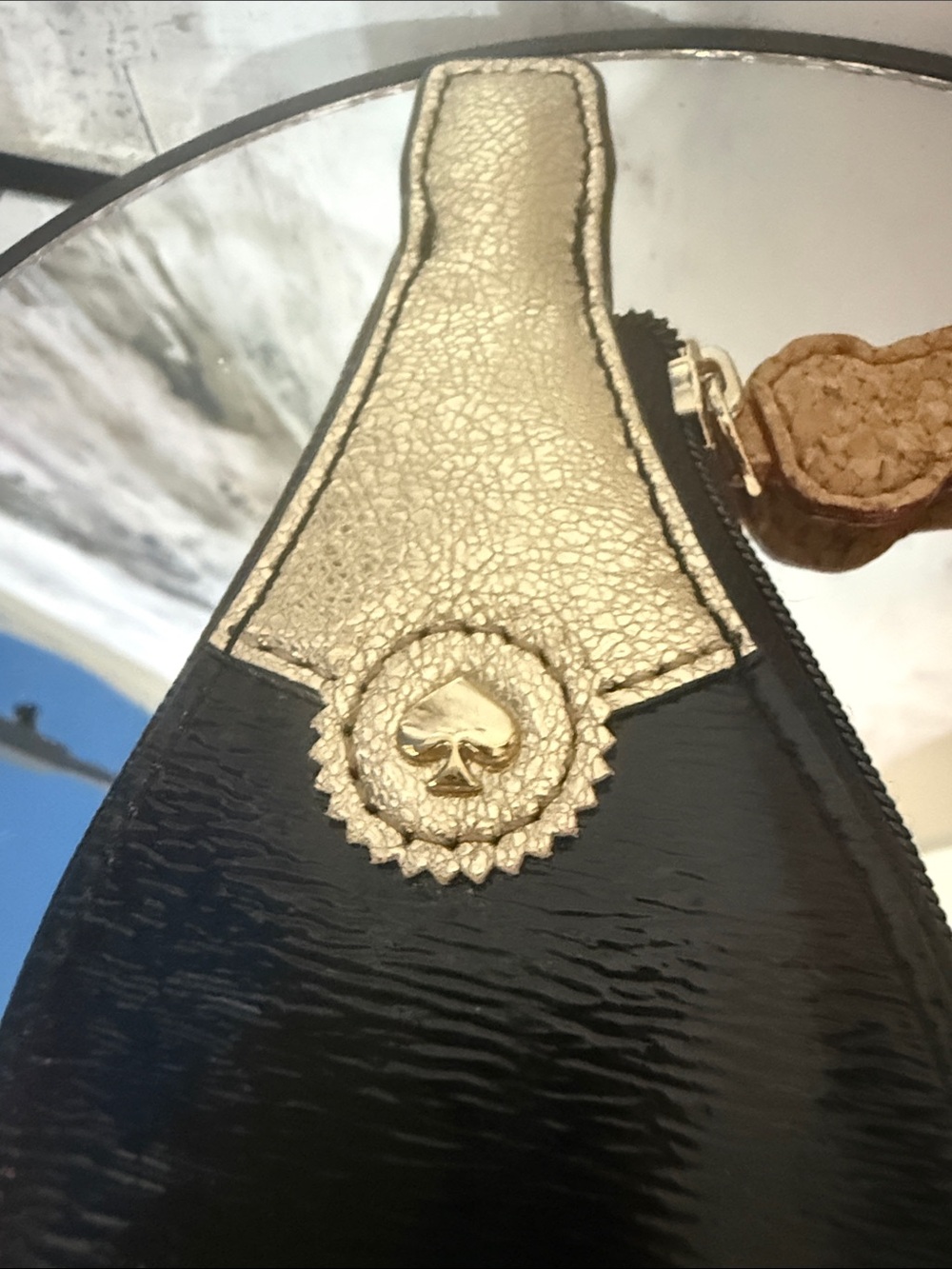 Kate Spade New York "Bubble Over" Champagne Bottle Coin Purse - Picture 4 of 9